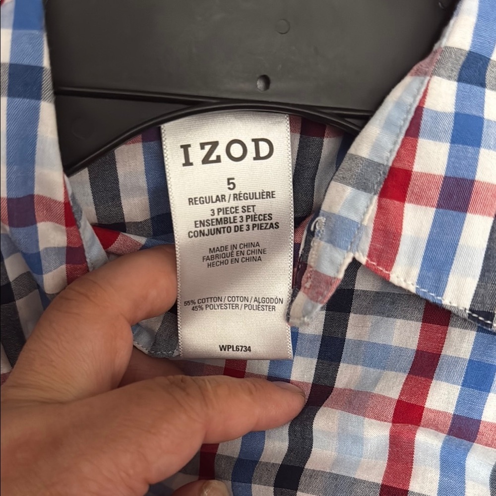Izod Red Boy's sweater and shirt 5 - Picture 5 of 6
